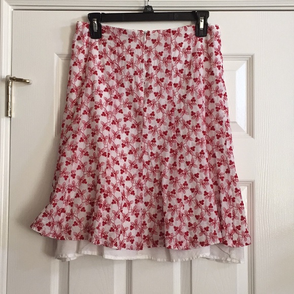 nanette lepore red embroidered layered hem skirt - Picture 3 of 7